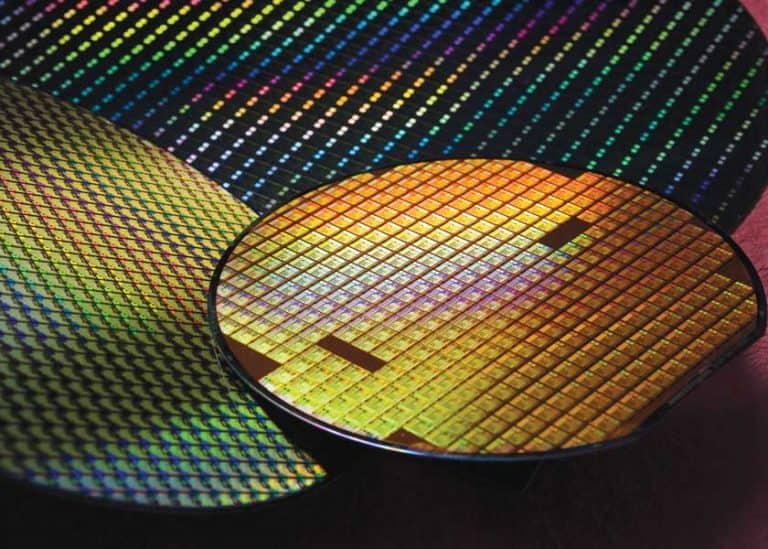 Aumenta del 5% nel 2020 la produzione di wafer di silicio ma il fatturato rimane costante