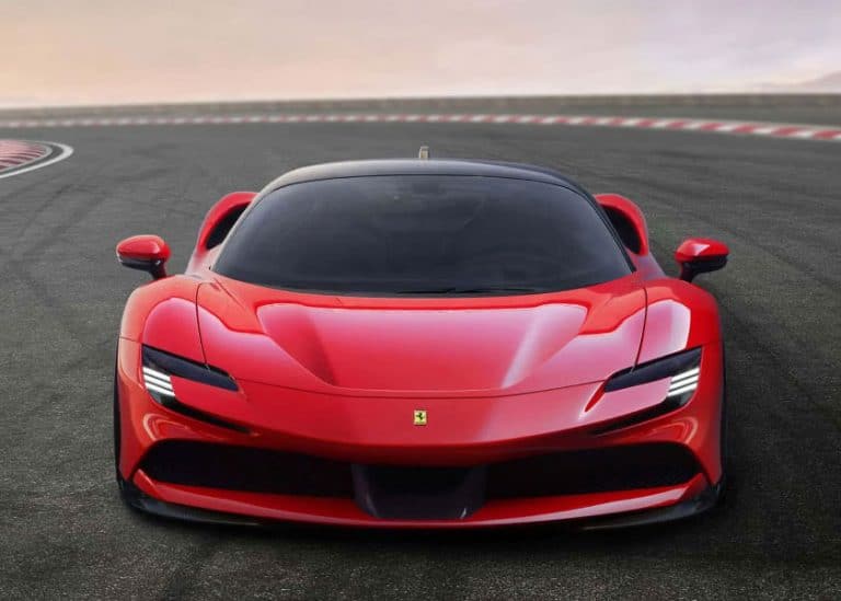 Non solo vetture elettriche e ibride: Ferrari investe anche nelle rinnovabili con il nuovo impianto fotovoltaico di Maranello