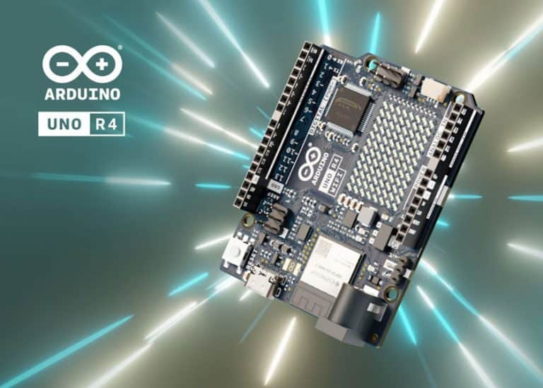 Finalmente disponibile Arduino UNO R4, la nuova dimensione del fai-da-te