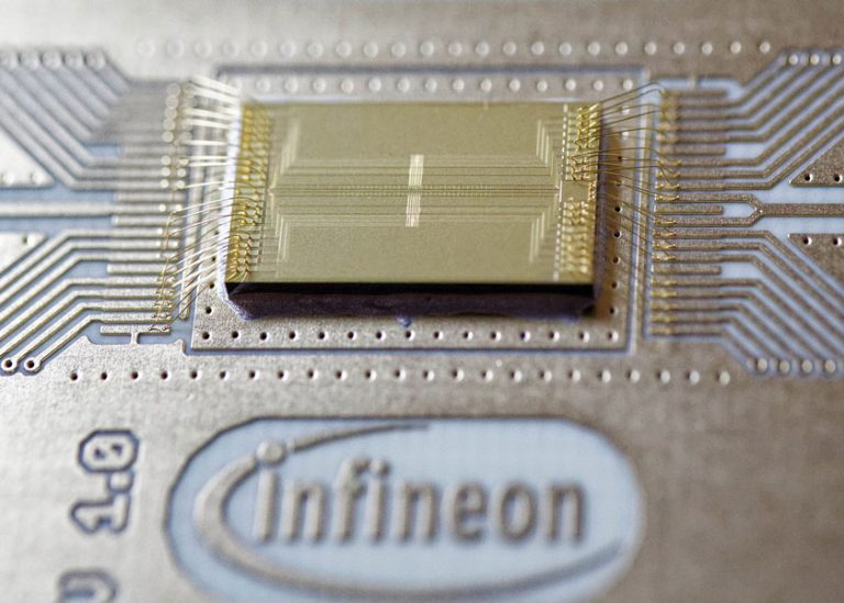 Infineon collabora con eleQtron per fornire processori quantistici basati sulla tecnica delle trappole ioniche