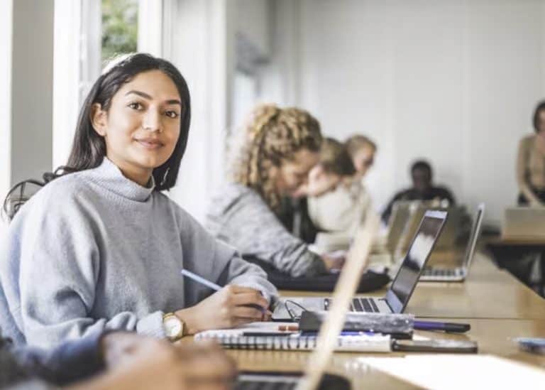 “Amazon Women in Innovation” con il Politecnico di Torino per premiare le studentesse STEM più meritevoli