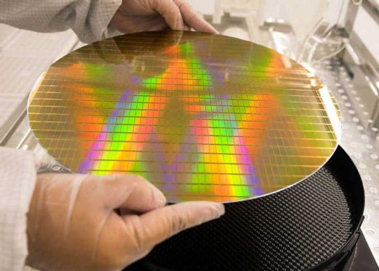 Le spedizioni globali di wafer di silicio diminuiscono del 5% nel primo trimestre 2024