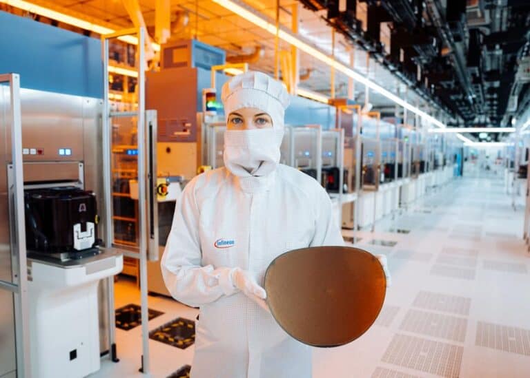 Infineon Technologies introduce wafer di silicio per chip di potenza da 300 mm sottili appena 20 micrometri